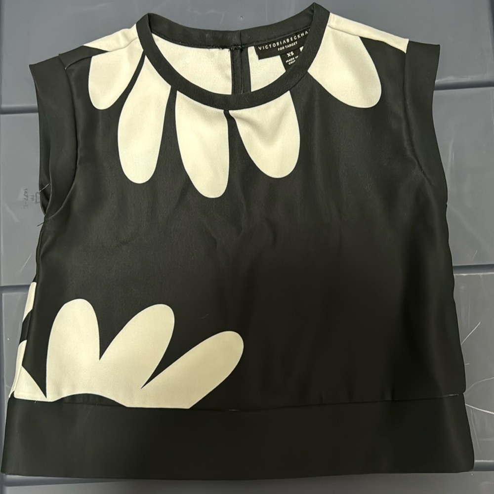 Victoria Beckham for Target girls flower shirt size XS